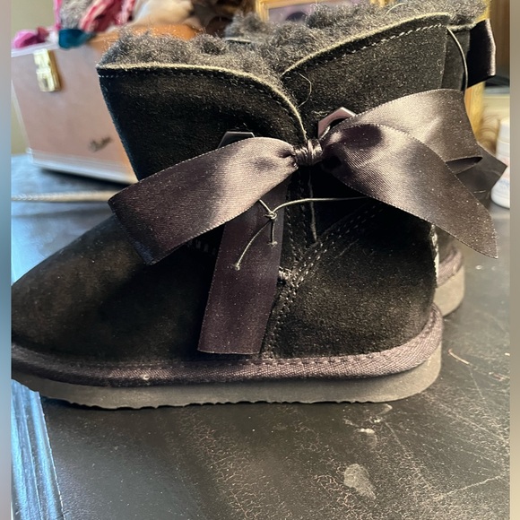 Pawz by Bearpaw - Journey BLK Size 1 - Picture 3 of 6